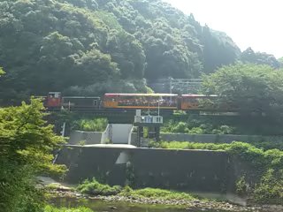 只今、クリックしての短編動画再生は保留中